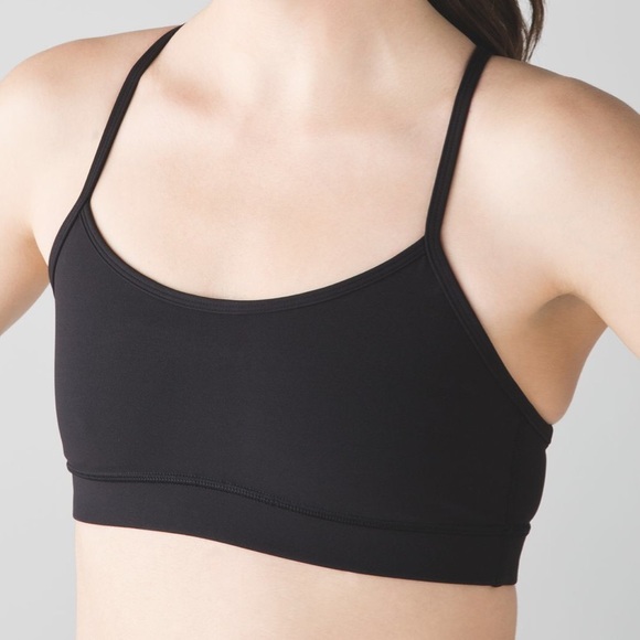 lululemon replace policy brief